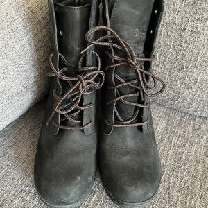 Timberland Women's Dark Gray Heeled Boots